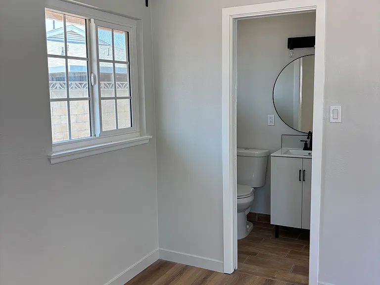 Master bedroom restroom