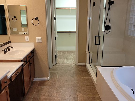 5th image of 8467 Benicasim Ct