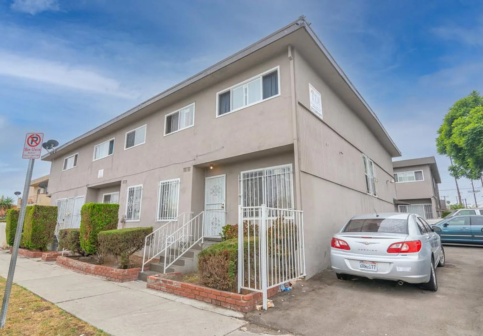 1 bed, 1.0 bath, 650 sqft, $1,553 — Photo 2