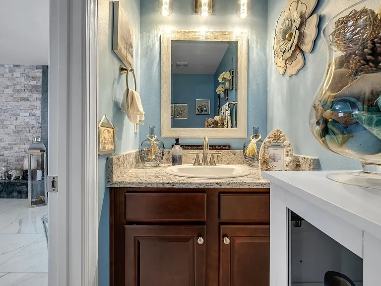 4800 Silent Creek Ln — Photo 36