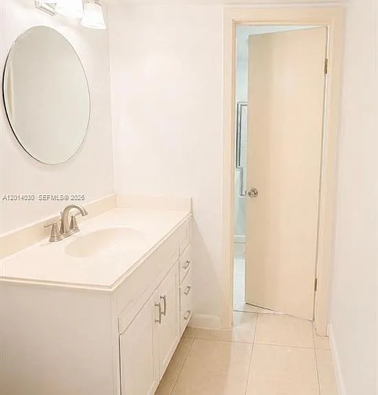 900 Saint Charles Pl #520 — Photo 10
