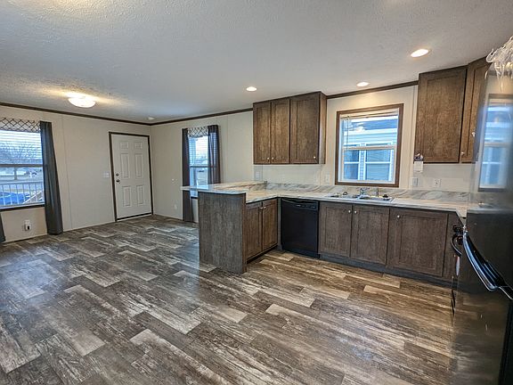 2nd image of 849 Kansas St #849