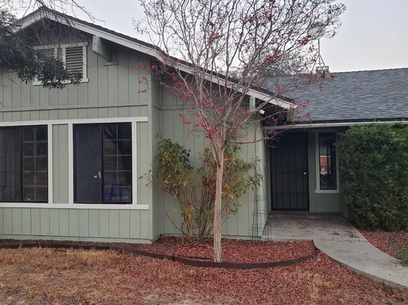 6359 Big Oak Rd, Sanger, CA 93657