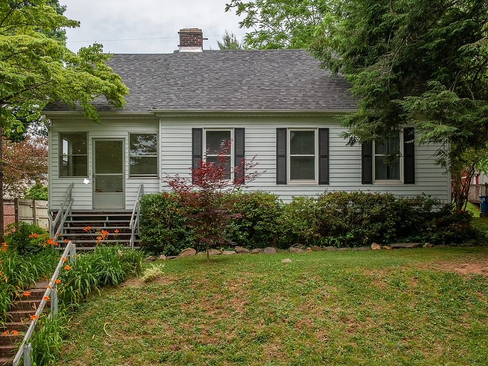 1st image of 16 Enka Orchard St