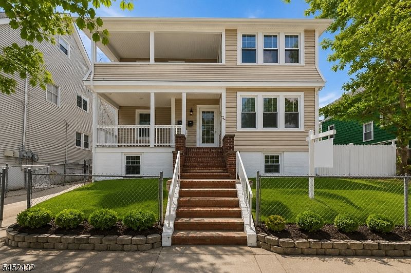 1st image of 72 Sunset Ave
