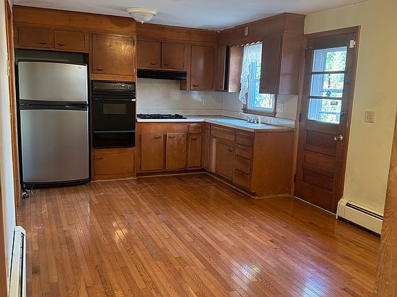 5th image of 120 Orchard Hill Drive