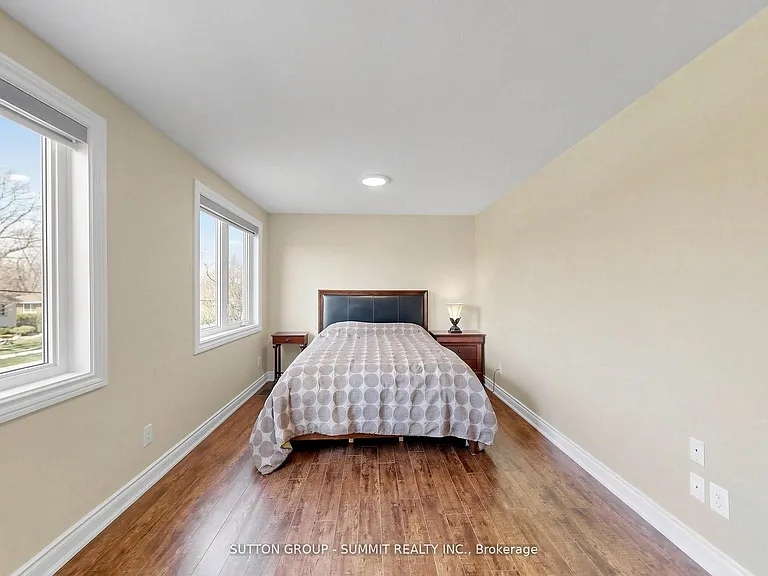 3485 Cawthra Rd — Photo 26