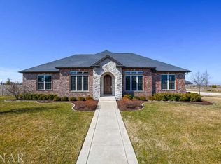 671 Canyon Creek Rd, Normal, IL 61761