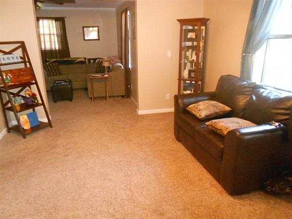 5th image of 4811 Blue Bell Ave