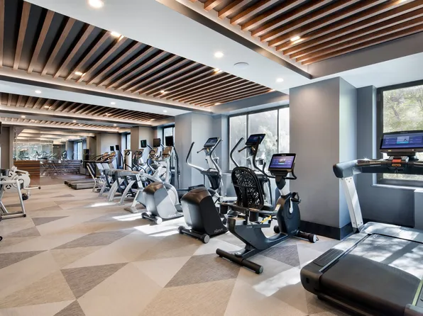 1735 York Avenue image 12 of 19