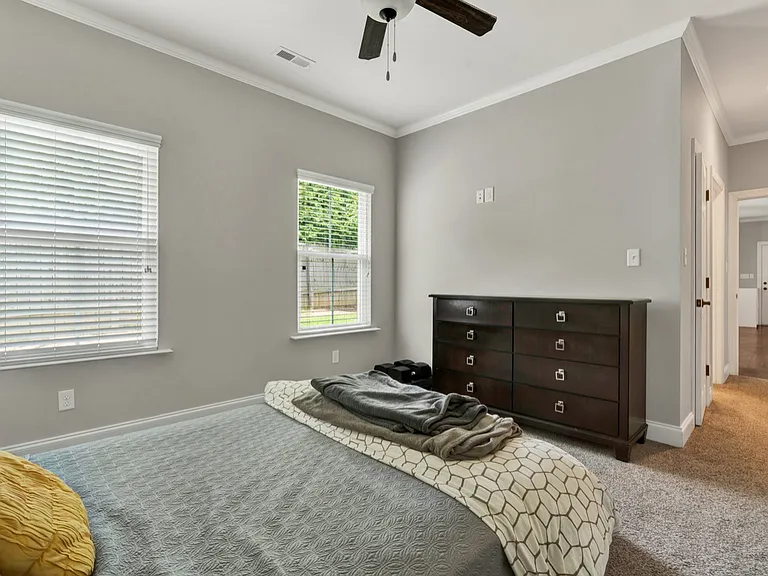 194 Neely Cir NE — Photo 17