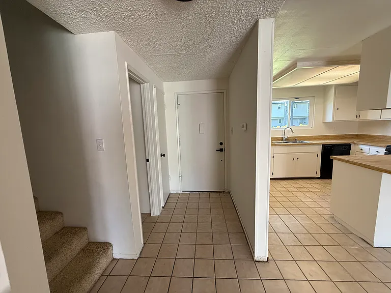 1505 Prospect Ave — Photo 9