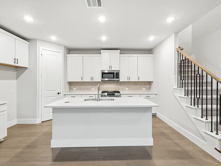 7281 Confetti Ln — Photo 8