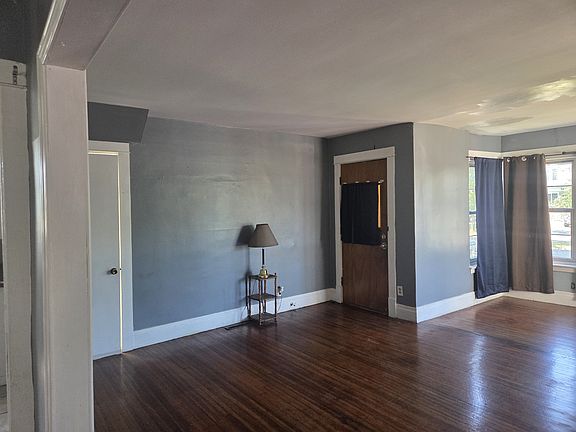4th image of 263 Minnesota Ave Floor 1