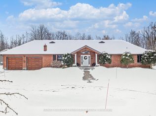 1717 Lakeshore Dr, Ottawa, ON K4P 1H1