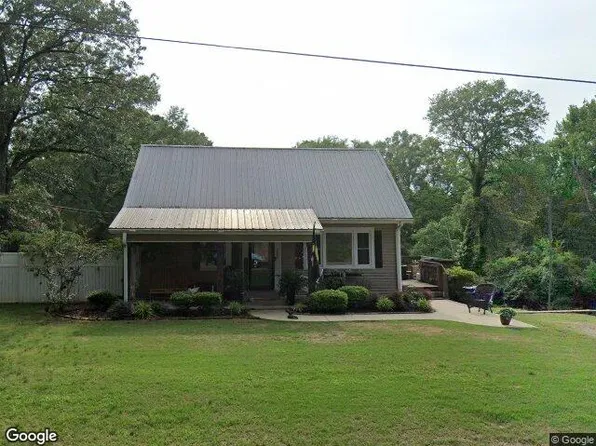 207 N Brooks St, Pontotoc, MS 38863