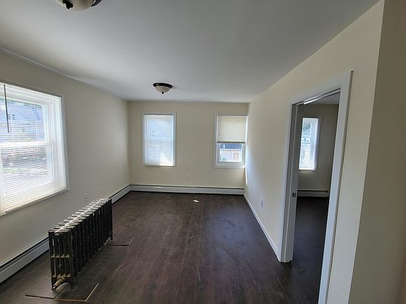 3rd image of 65 Albemarle Ave Floor 2