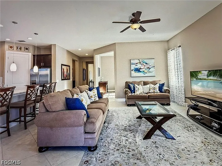 12690 Fairington Way — Photo 8