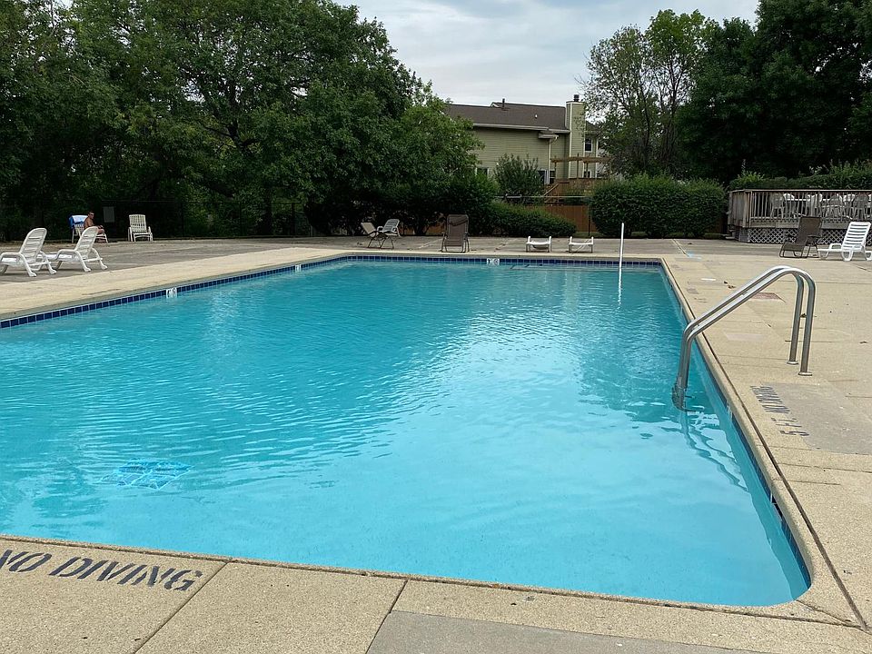 1st image of 1373 Rebecca Dr