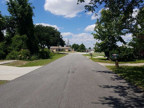 4th image of 2499 E Tipton Dr