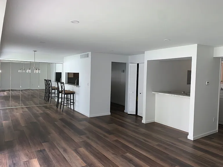 18233 University Park Dr — Photo 9
