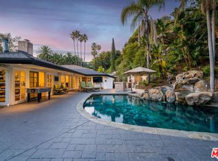 9023 Alto Cedro Dr, Beverly Hills, CA 90210