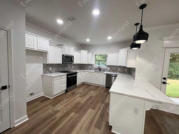 5th image of 5107 Natalie Dr