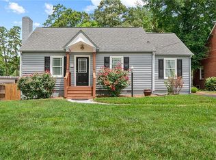 904 Chestnut Dr, High Point, NC 27262