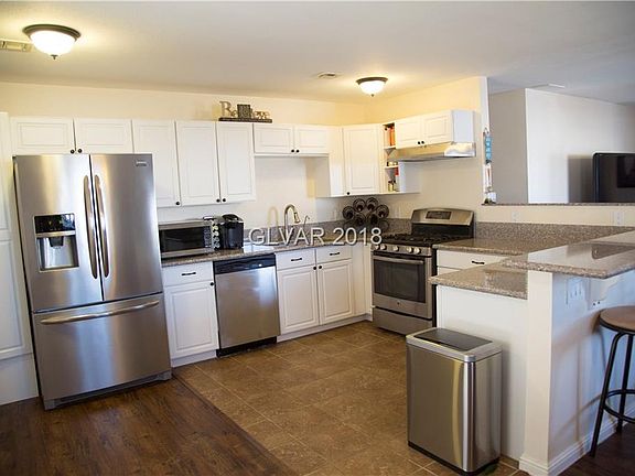 3rd image of 1821 Margarita Ave