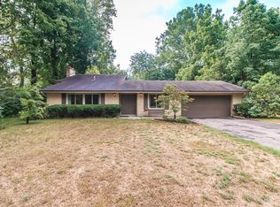 2364 Ivy Crest Dr, Bellbrook, OH 45305