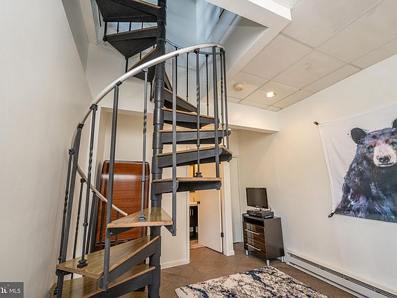 5th image of 143 Jeffrey Ln Building 20-C