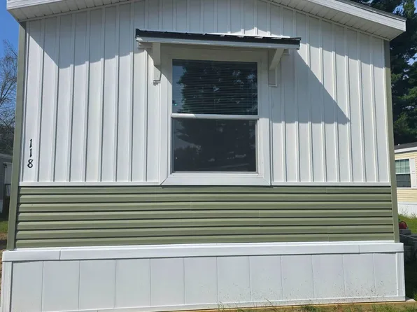 118 Courtney Ln #118, Redgranite, WI 54970