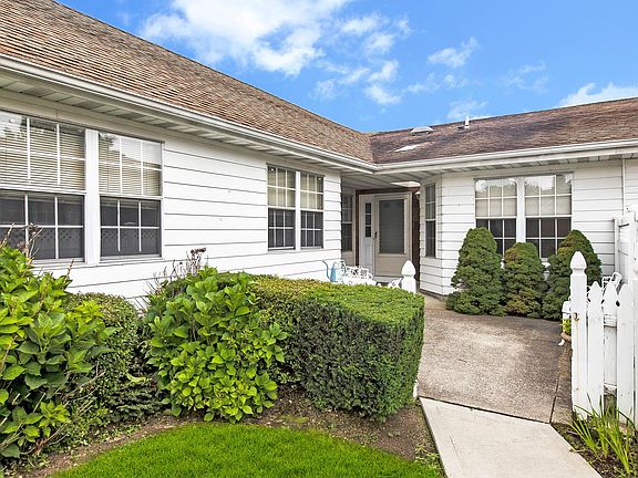 2nd image of 97 Revere Dr
