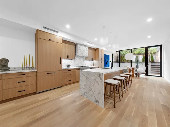 126 Washington Avenue image 2 of 25