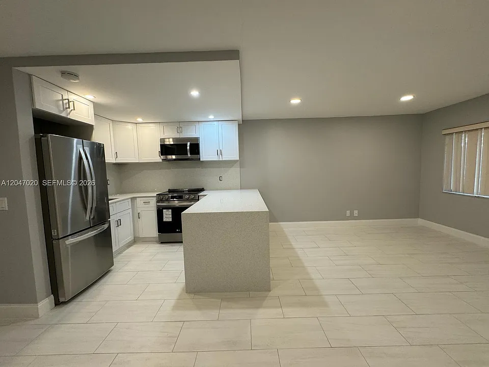 500 Village Green Cir W #215