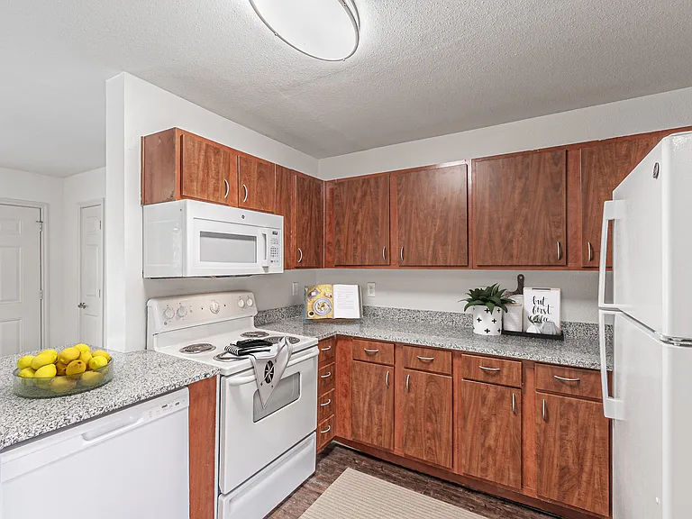 Park Manor Senior Apartments — Photo 17