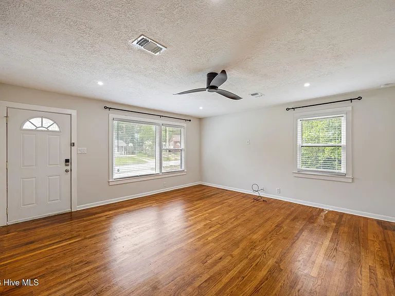 2824 Gordy Rd — Photo 9