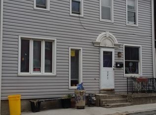 240 Liberty Ct, York, PA 17403