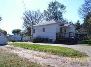 231 E 5th St, Bridgewater, SD 57319