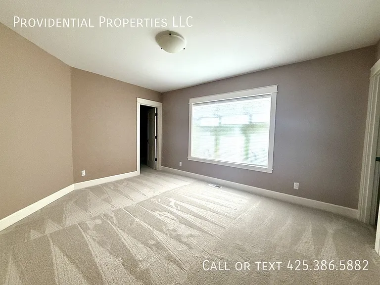 700 5th Ave S — Photo 13