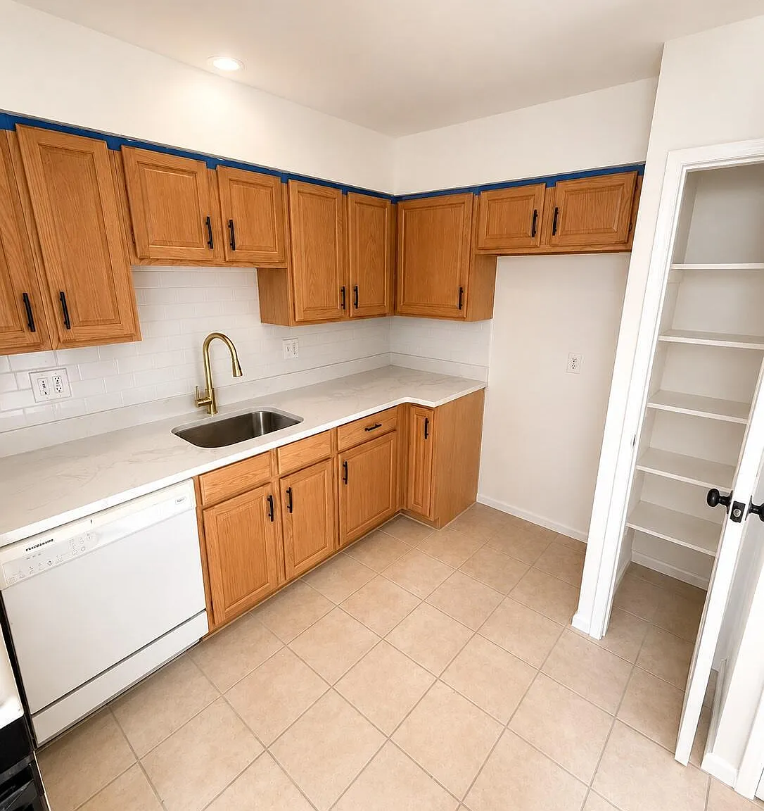 2 bed, 1.0 bath, 750 sqft, $2,500 — Photo 4