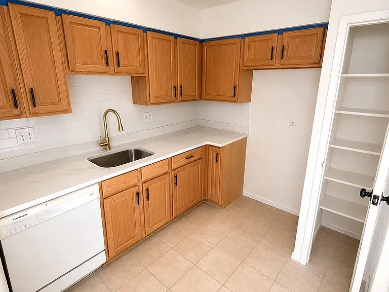 770 Woolley Ave #2 — Photo 4