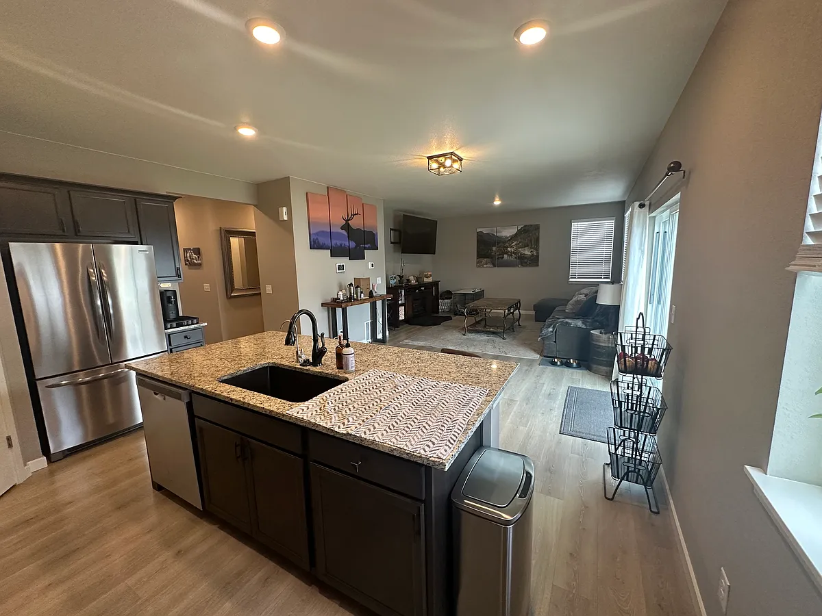 Building Photo - 4527 Beauforts Dr
