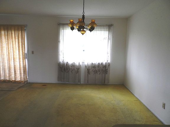 4th image of 1520 SE Burning Court