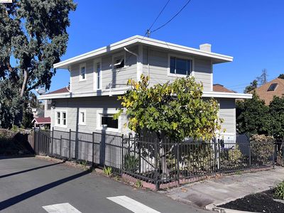 2035 17th Ave, Oakland, CA, 94606