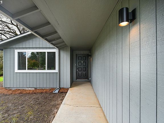 3rd image of 1116 SE 145th Ct