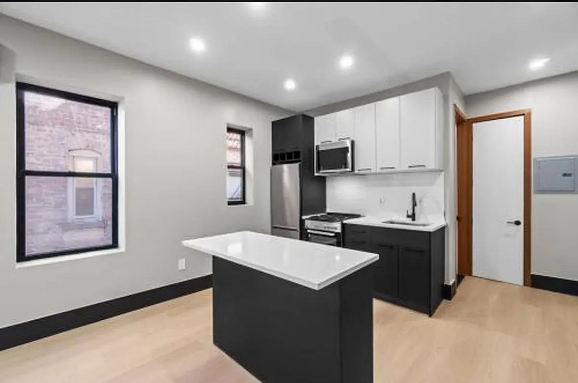 1 bed, 650 sqft, $1,975 — Photo 2