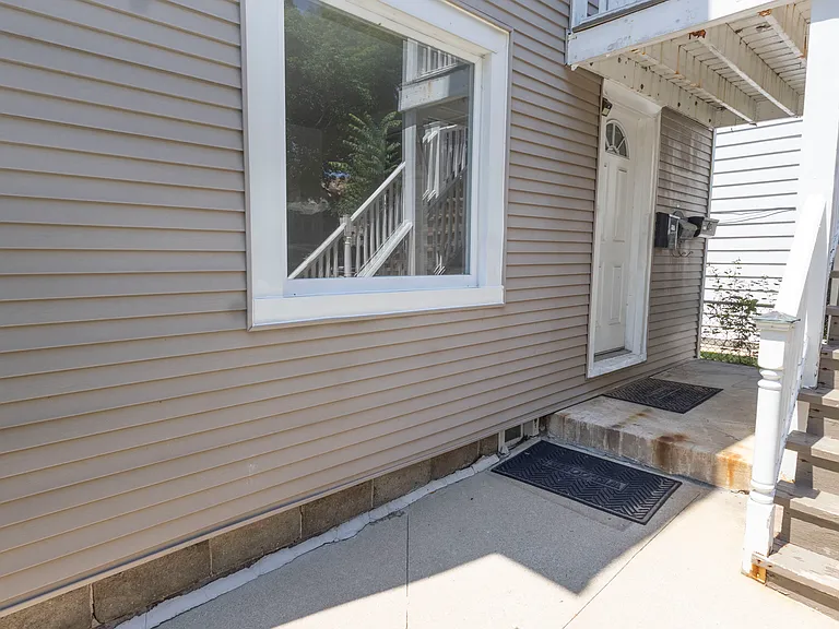 4314 N Monticello Ave #1 — Photo 2