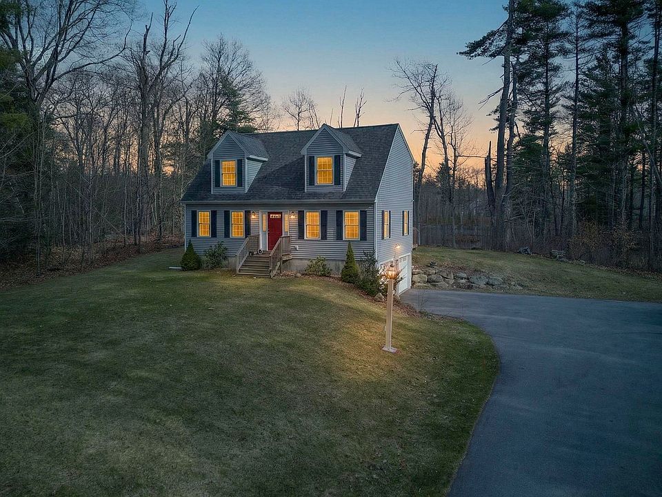 1st image of 274 Pleasant Street