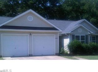 3817 Abbeywood Dr, Jamestown, NC 27282